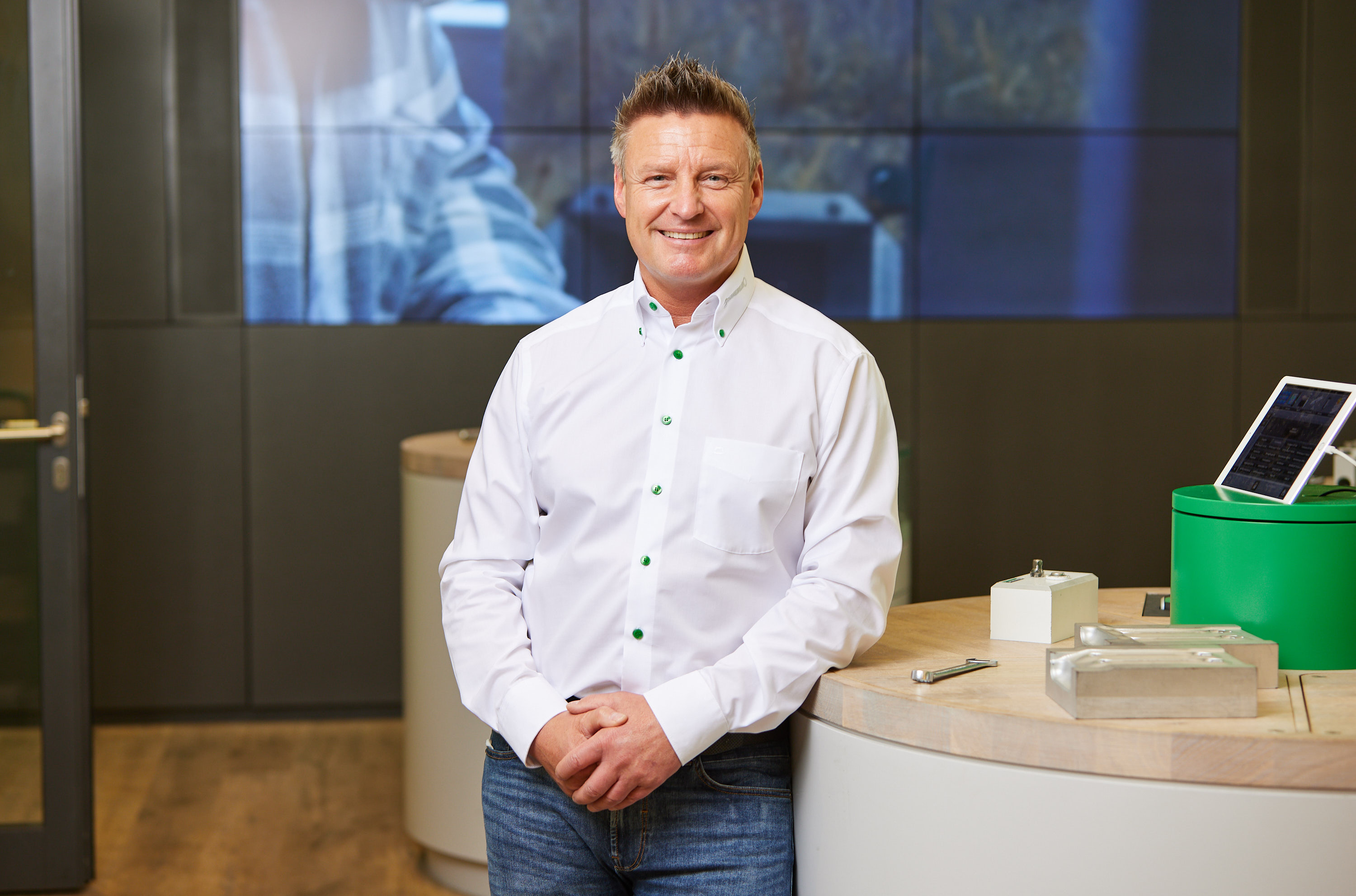 Technischer Support, Jörg Noé, schaut in die Kamera