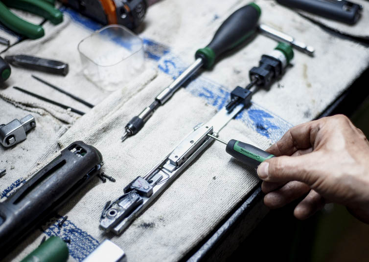 Manual repair of STAHLWILLE tools